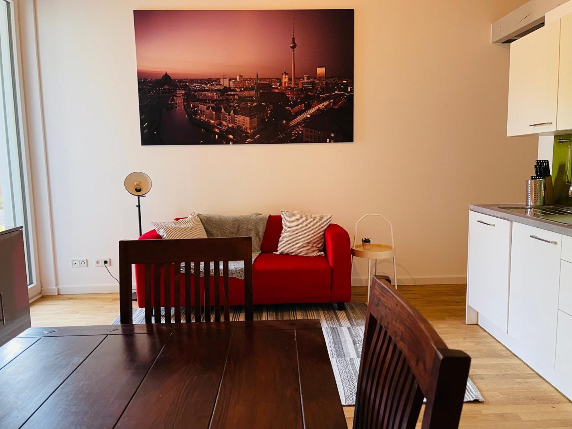 Tolle Zentrale Stadtwohnung In Berlin-weissensee-prenzlauer Berg Appartement *
