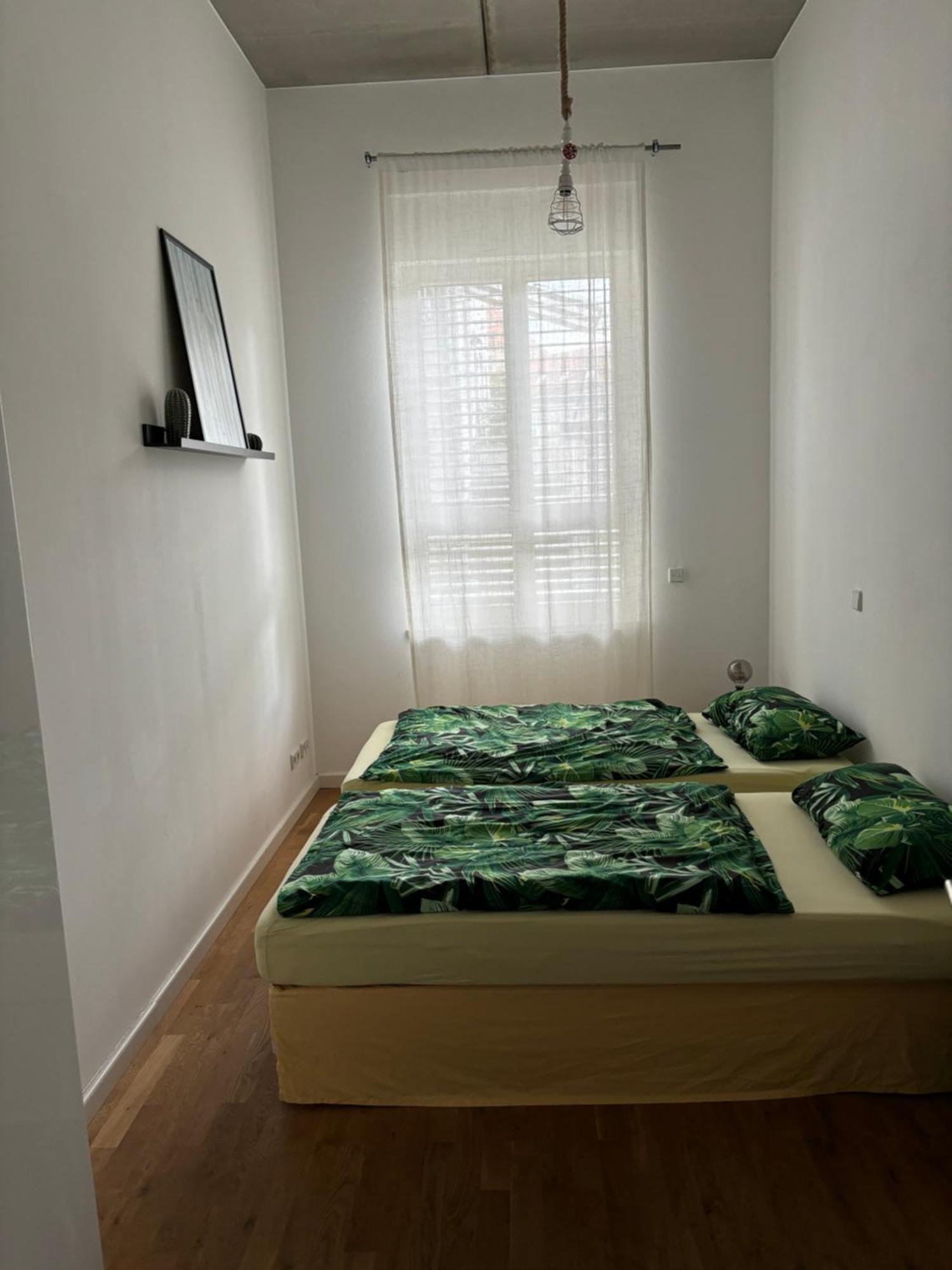 Tolle Zentrale Stadtwohnung In Berlin-weissensee-prenzlauer Berg * Berlijn